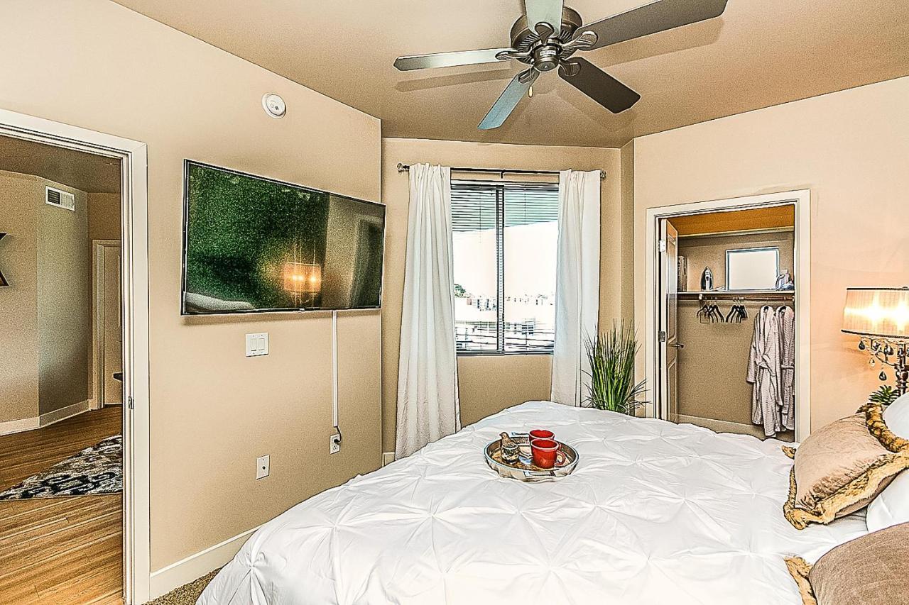 Shopping & Dining 1 Mile - 24 Hour Pool With Parking - 4036 Villa Phoenix Exteriör bild